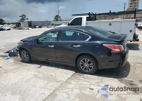 2015 Nissan Altima 2.5 из США, поврежденный, VIN 1N4AL3AP8FC421907